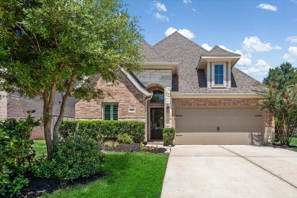 Property Photo: 614 Lost Maples Bend Lane TX 77304