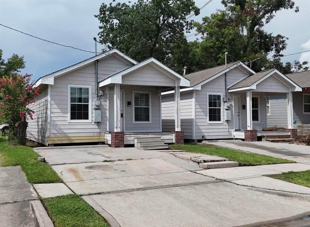 Property Photo: 6721 Avenue Q TX 77011