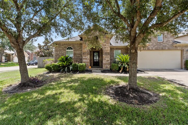 Property Photo:  13402 Indigo Sands Drive  TX 77584 