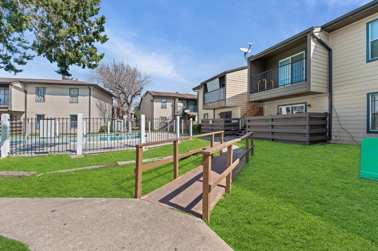 Property Photo: 6161 Reims Road 305 TX 77036
