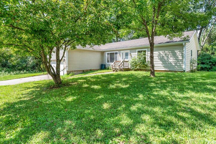 Property Photo: 4222 W Curry Court IN 47403-2700