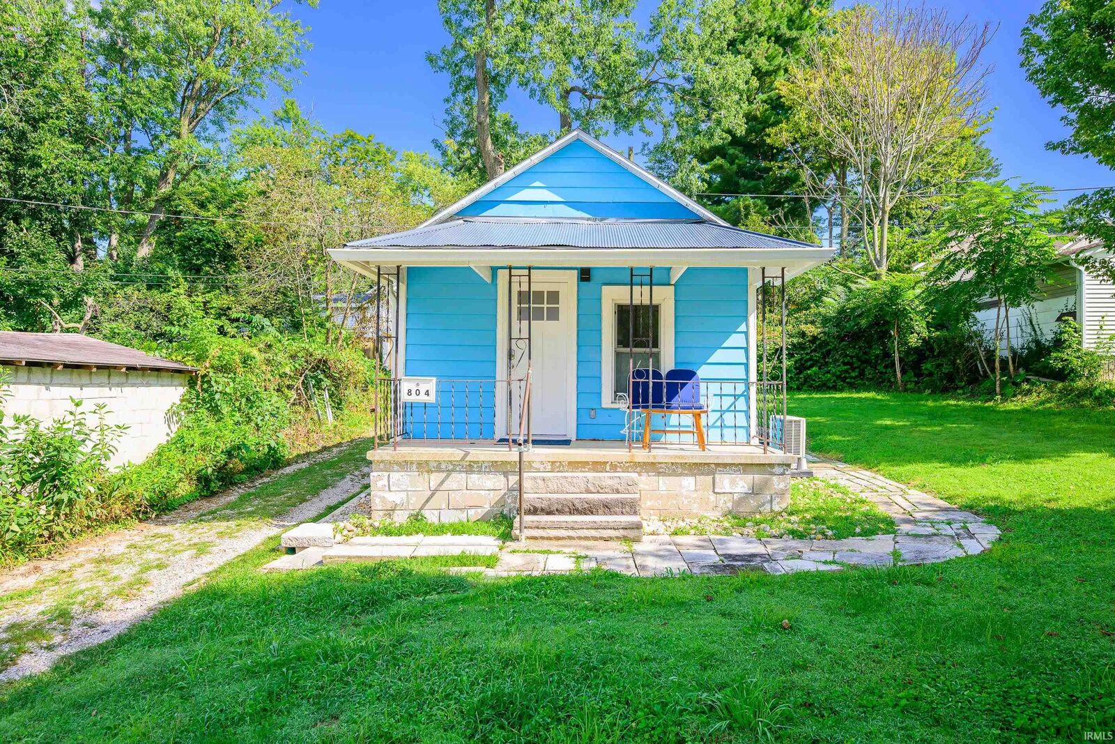 Property Photo: 804 W 7th Street IN 47404
