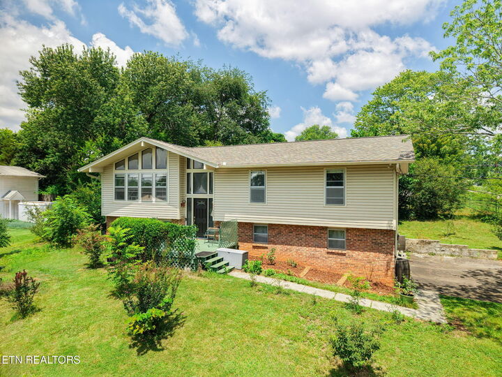 Property Photo: 11605 Foxford Drive TN 37934