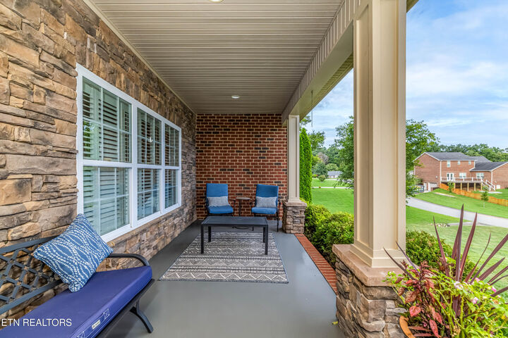Property Photo: 359 Illinois Ave TN 37865