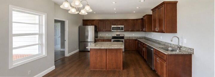 Property Photo:  205 Lone Oak Drive  KY 42503 