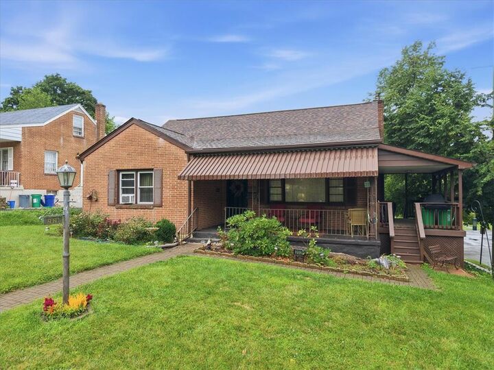 Property Photo:  2029 W Walnut Street  PA 18104 