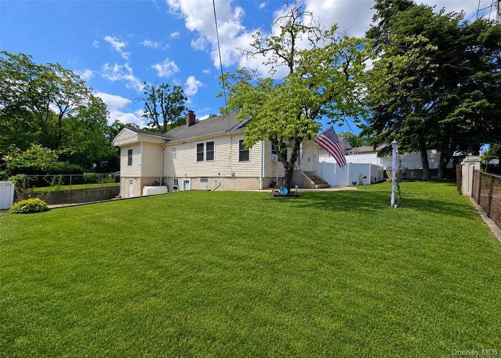 Property Photo: 170 Woodycrest Drive NY 11738