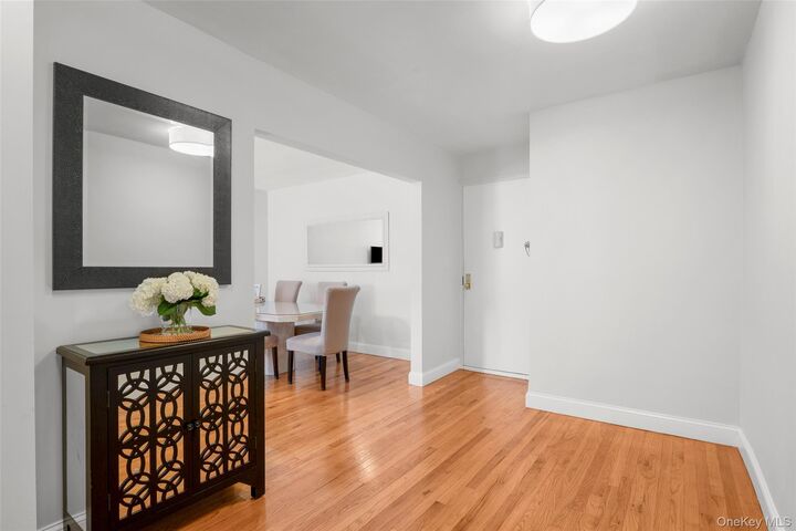 Property Photo: 320 Palmer Terrace 1E NY 10543