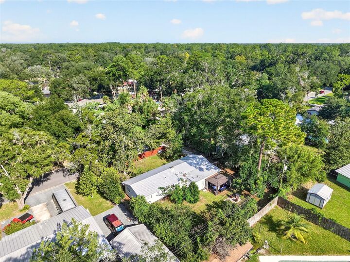 Property Photo: 3929 NW 20th Terrace FL 32605