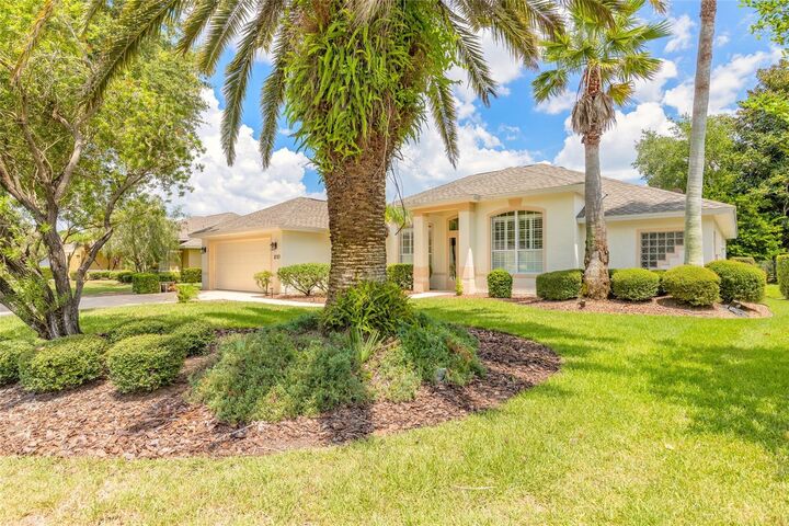 Property Photo: 1283 Royal Pointe Lane FL 32174