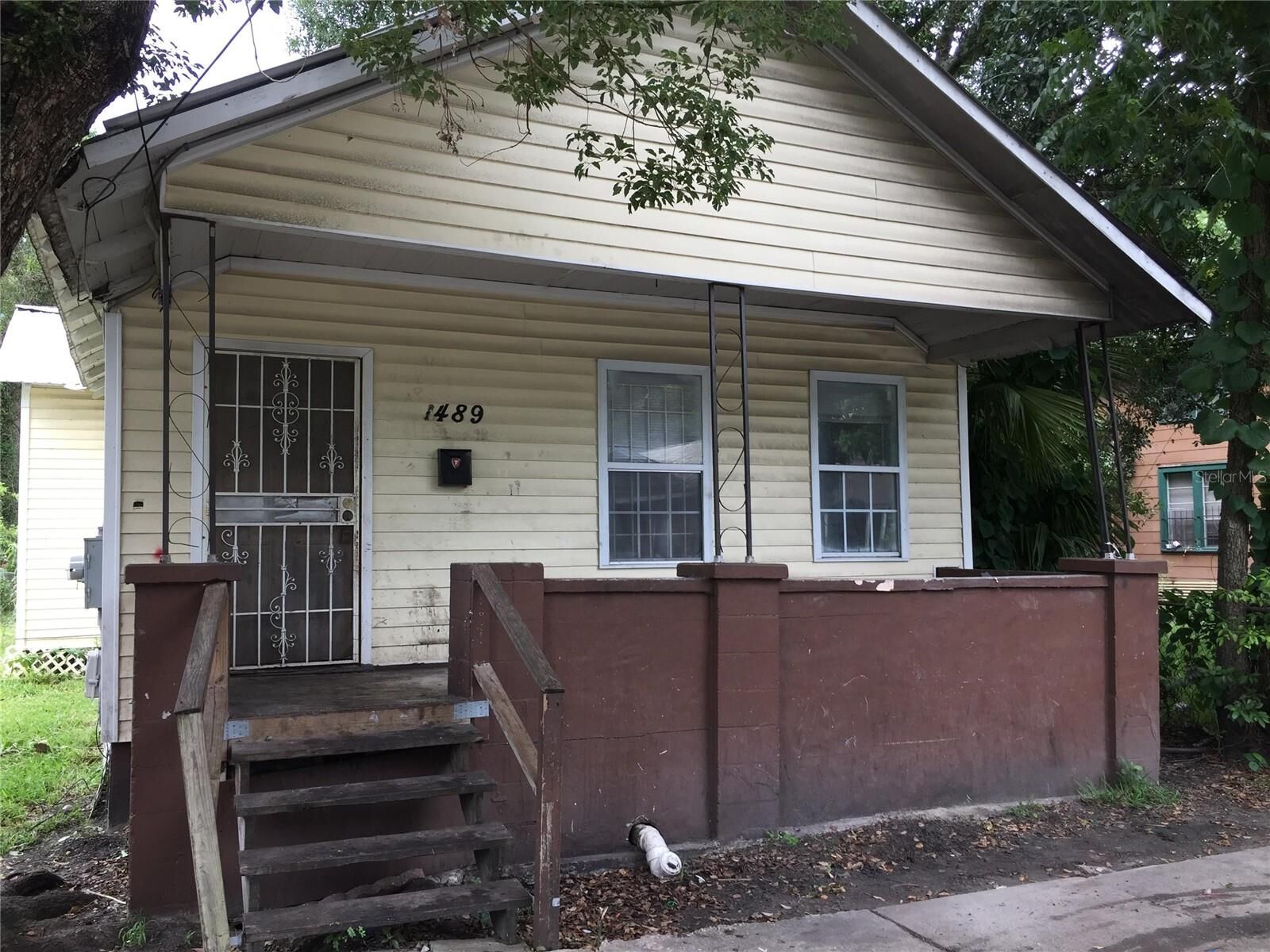 Property Photo: 1489 Grothe Street FL 32209