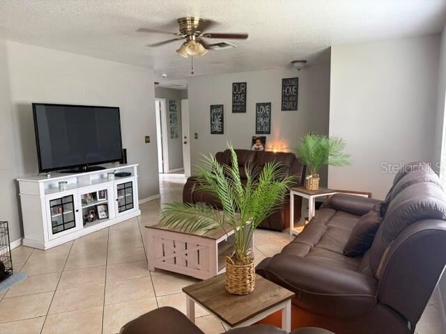Property Photo:  914 Nicholson St  FL 33755 