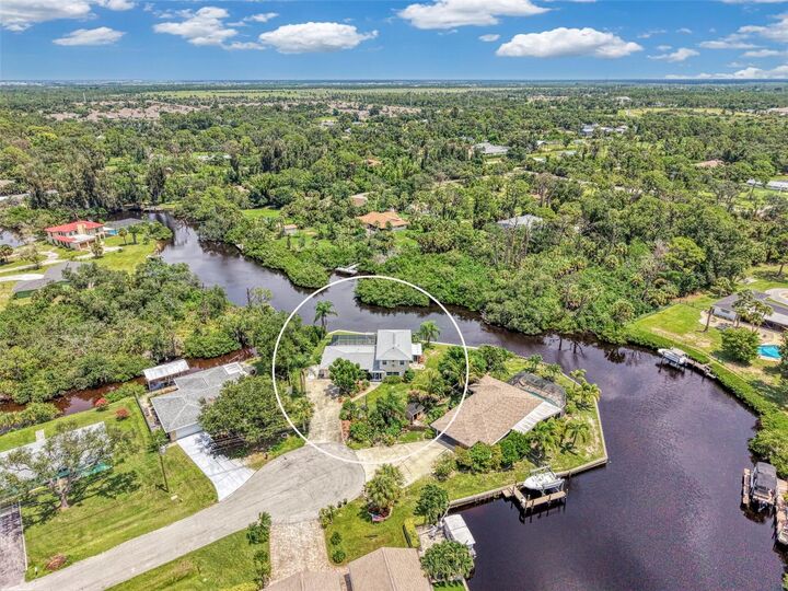 Property Photo:  490 Creek Lane Drive  FL 34223 