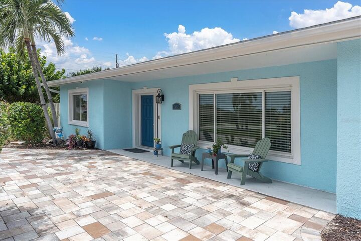 Property Photo: 7891 4th Avenue S FL 33707