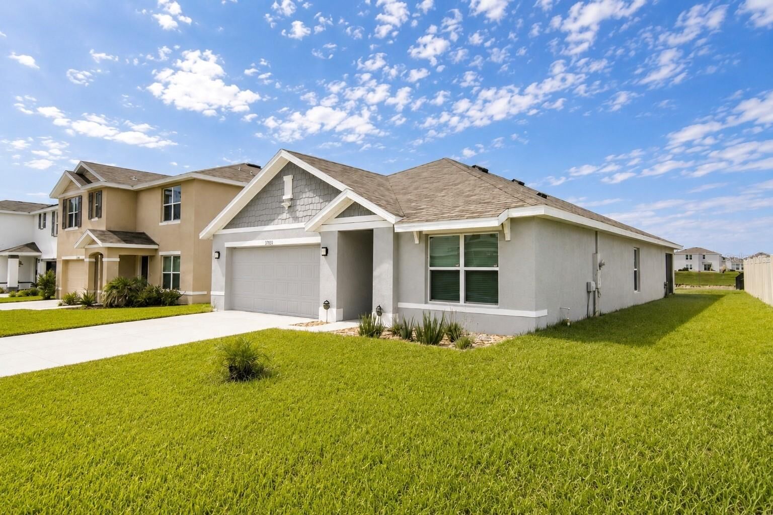 Property Photo: 37093 Sharks Eye Lane FL 33541