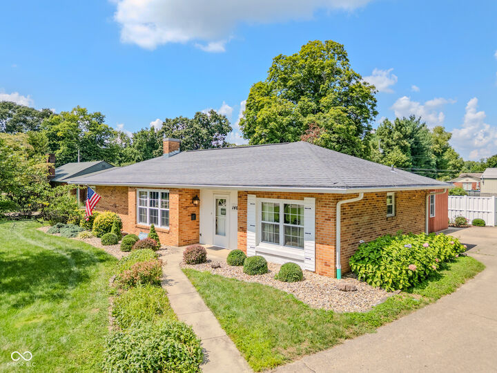 Property Photo:  1406 Laurel Drive  IN 47203 