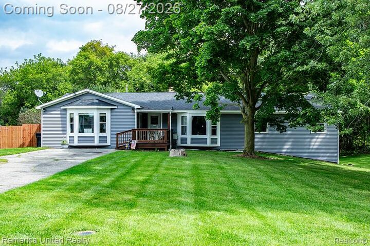 Property Photo: 252 Pinewood Drive MI 48836 9518