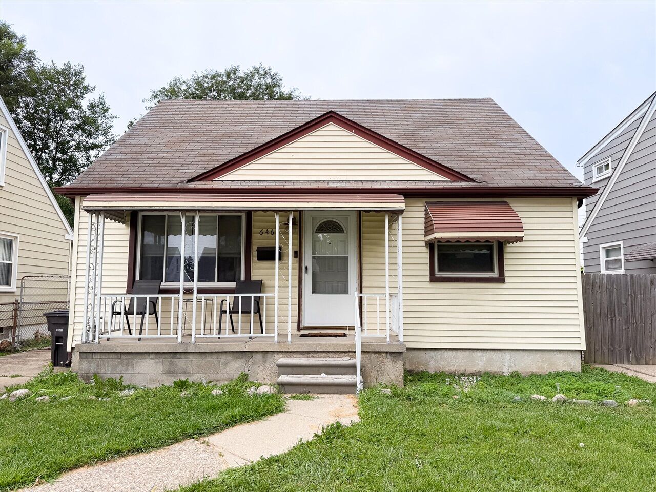 Property Photo: 6464 Weddel Street MI 48180-1925