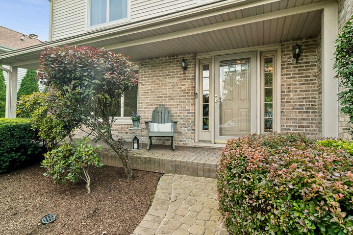 Property Photo:  323 Camden Place  IL 60061 