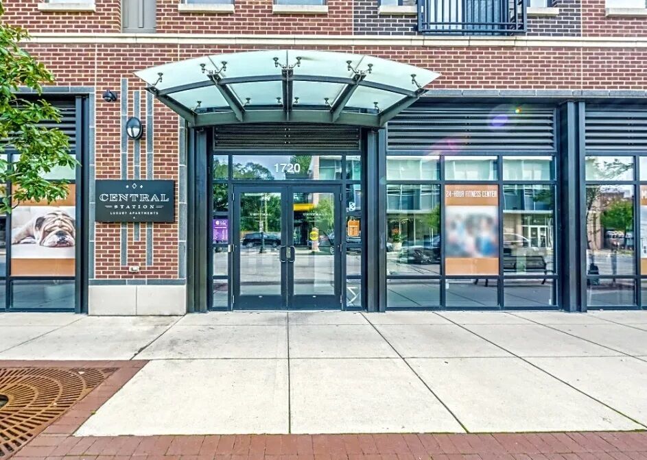 Property Photo:  1720 Central Street 202  IL 60201 