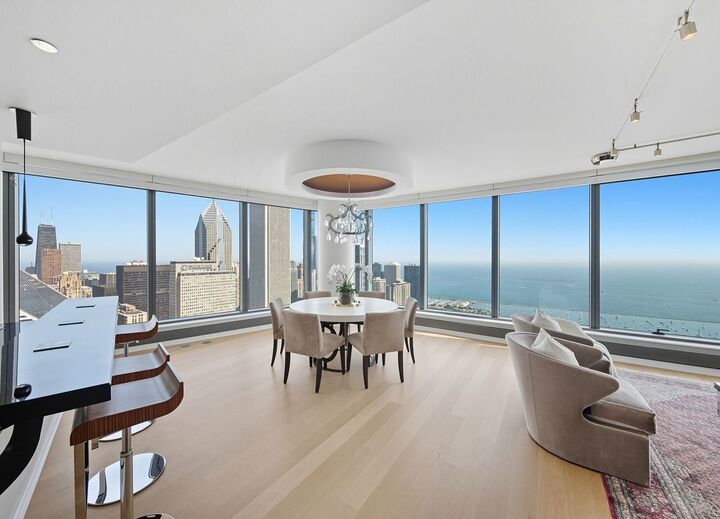 Property Photo:  60 E Monroe Street 5601  IL 60603 