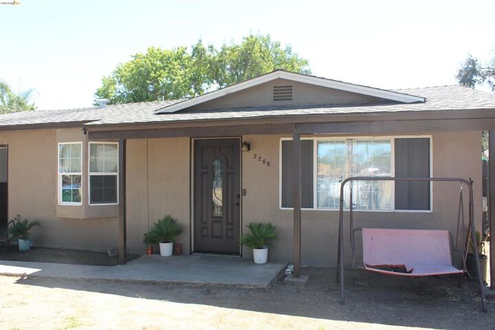 Property Photo:  2268 E Marsh St  CA 95205-6411 