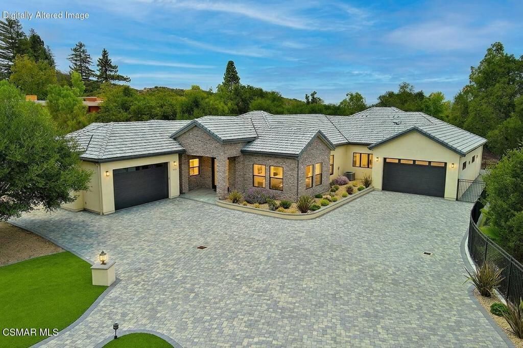 Property Photo: 395 Sherwood Court CA 91361