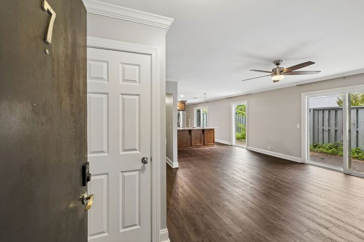 Property Photo: 1900 Richard Jones Rd V7 TN 37215
