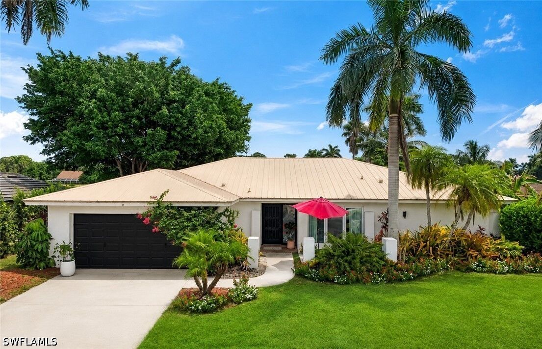 Property Photo:  391 Torrey Pines Point  FL 34113 