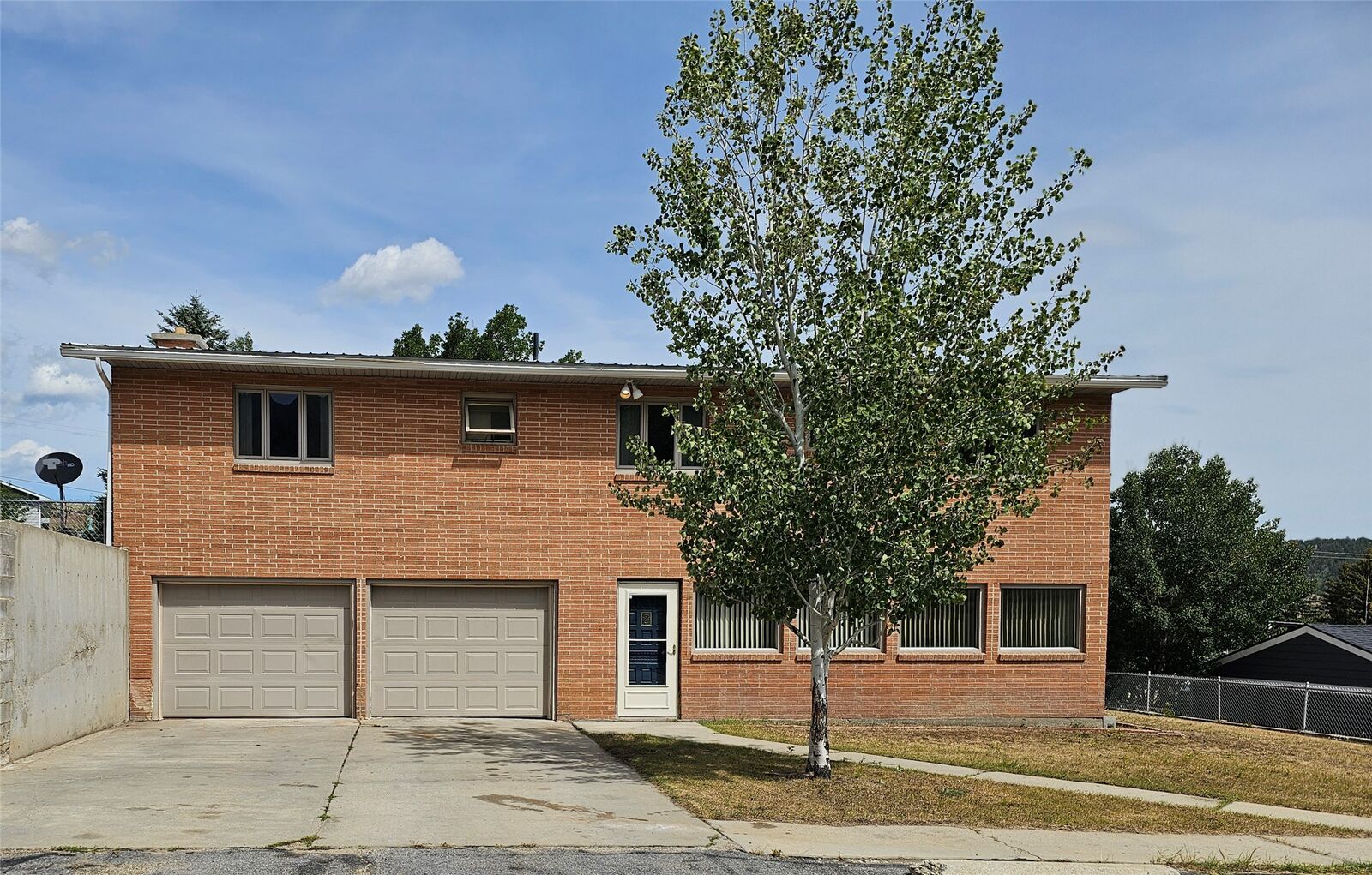 Property Photo:  1406 W 5th  MT 59711 