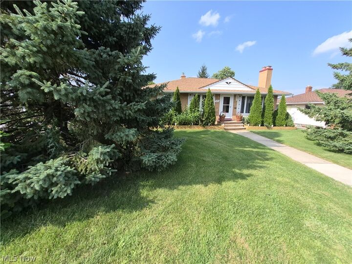 Property Photo: 3150 Jeanne Drive OH 44134
