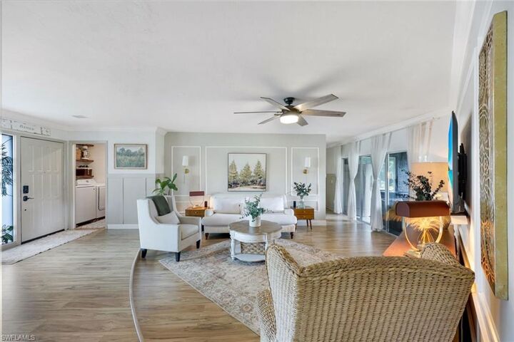 Property Photo: 391 Torrey Pines Pt FL 34113