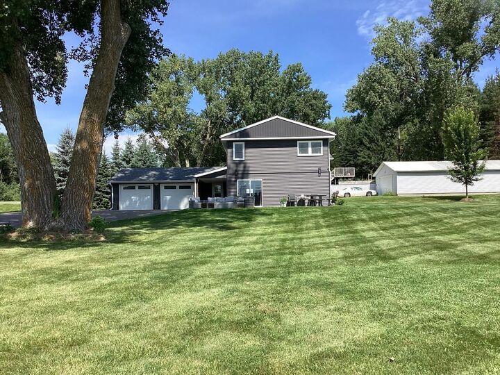 Property Photo:  21950 733rd Avenue  MN 56007 
