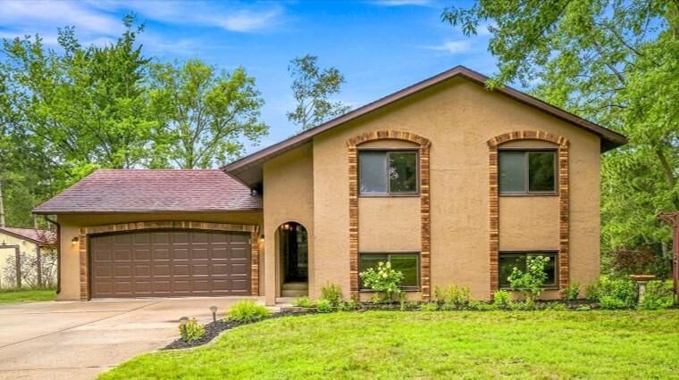 Property Photo: 17110 Dimaggio Street NE MN 55025