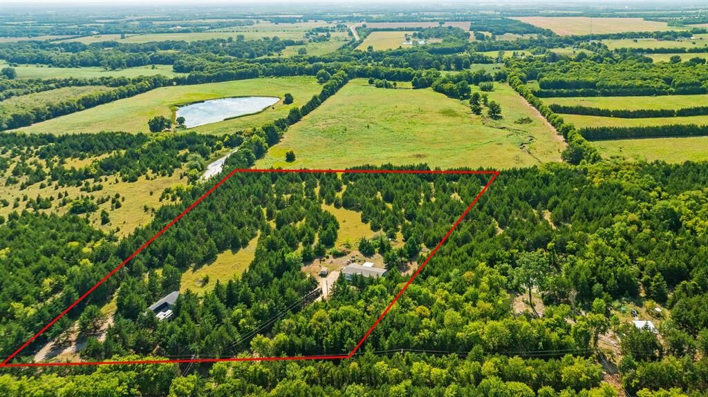Property Photo:  5464 County Road 12650  TX 75462 