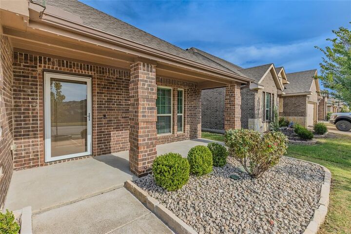 Property Photo:  228 Sunny Corner Road  TX 75189 