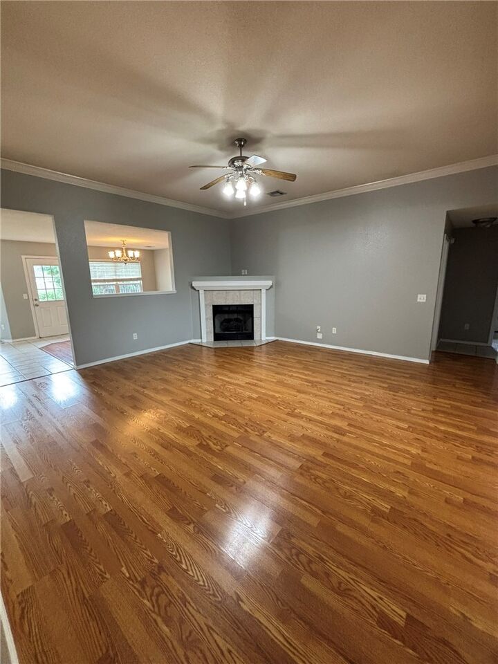 Property Photo:  2401 SW 20th Street  AR 72713 