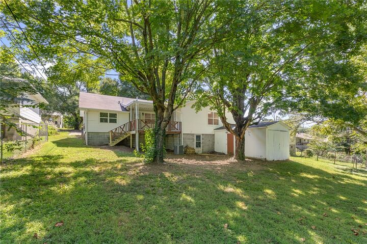 Property Photo:  816 Spruce Street  AR 72601 