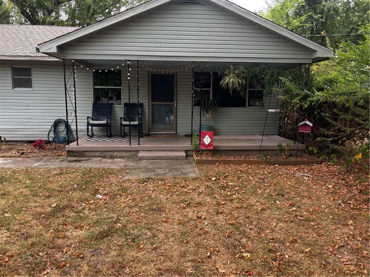Property Photo:  209 S Neal Street  AR 72753 