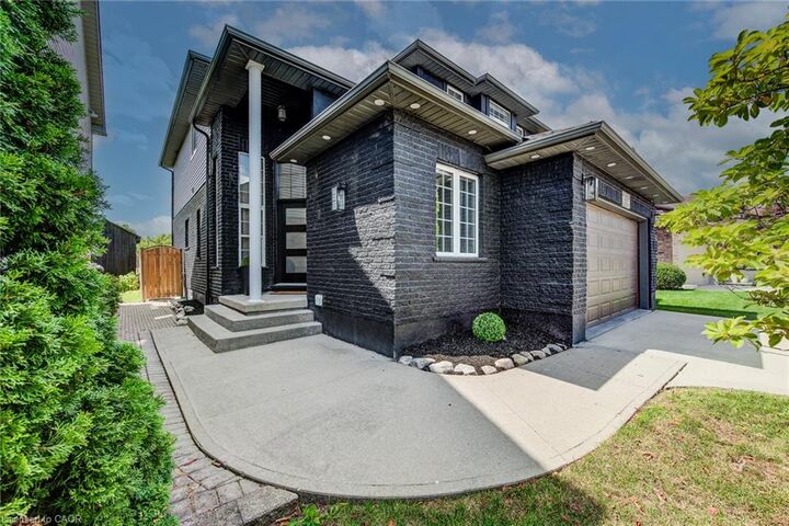 Property Photo: 210 Hawkswood Drive ON N2K 4J3