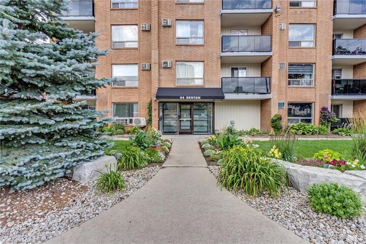Property Photo:  64 Benton Street 902  ON N2G 4L9 