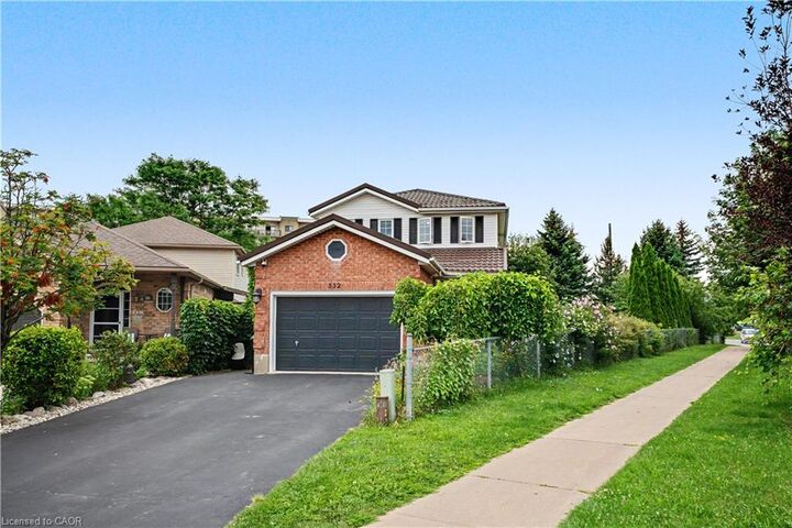 Property Photo: 332 Brembel Crescent ON N2B 3W9