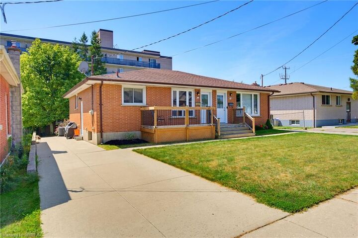 Property Photo:  57 Dublin Street  ON N3R 2E3 