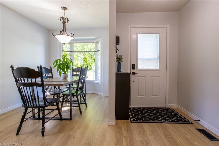 Property Photo:  536 St Andrew Street  ON N0A 1N0 