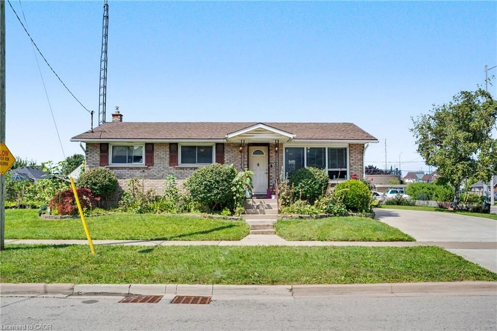 Property Photo:  99 Martindale Road  ON L2S 2Y7 