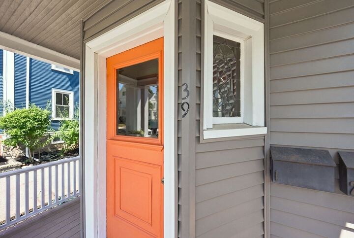 Property Photo:  39 Ainsworth St  MA 02131 