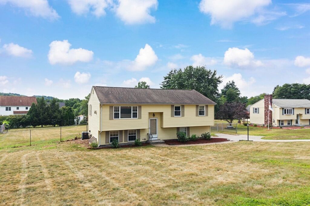 Property Photo:  183 E Broadway  MA 01830 
