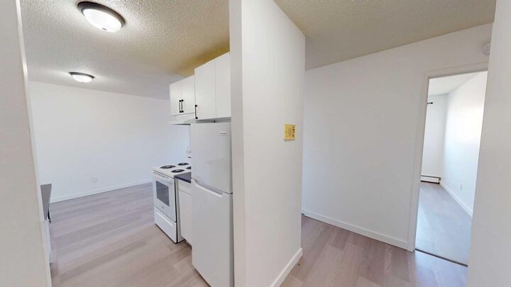 Property Photo:  9515 100 Avenue 203  AB T8V 0S8 