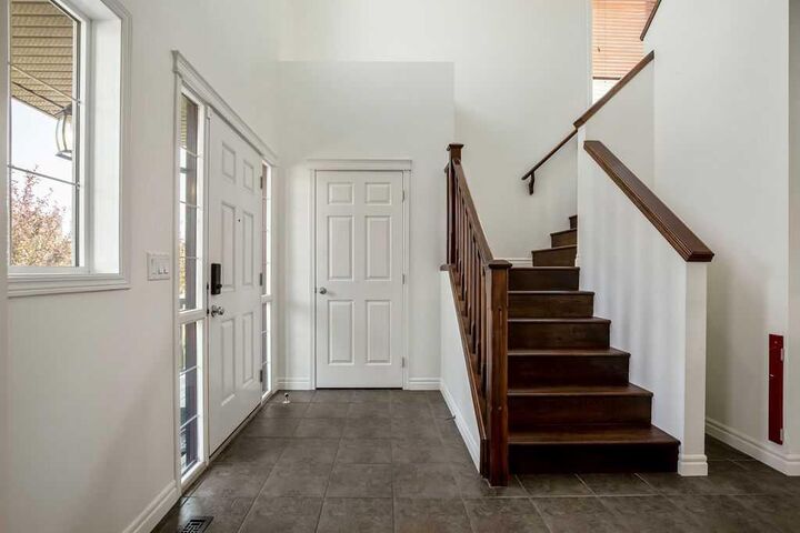 Property Photo: 134 Prestwick Terrace SE AB T2Z 0H5