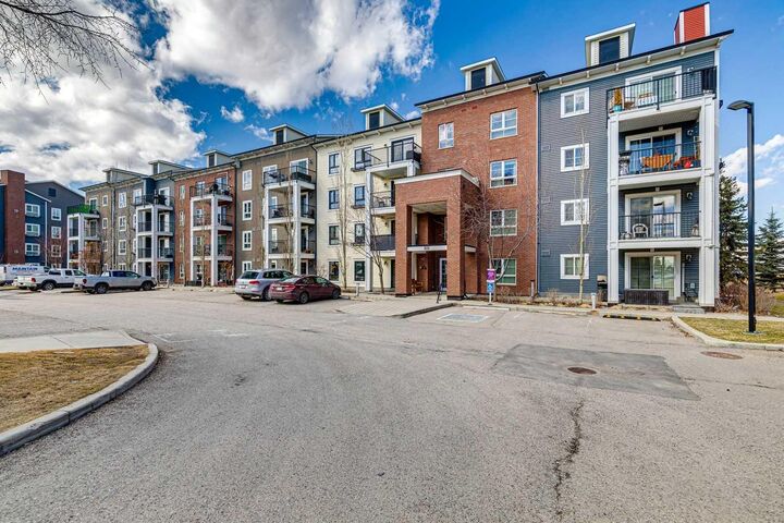 Property Photo:  279 Copperpond Common SE 3110  AB T2Z 1J1 